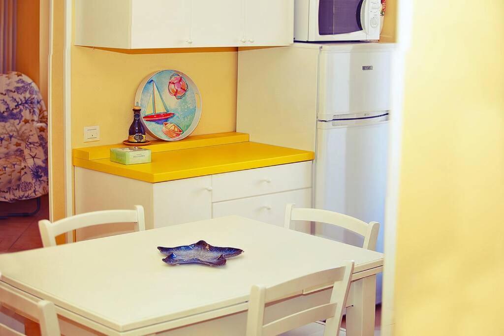 Centrally Located Apt By Harbour With Elevator San Remo Exterior foto