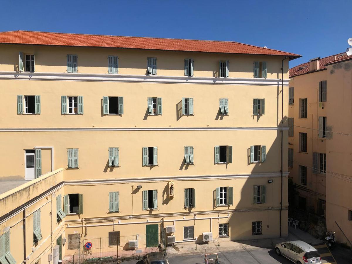 Centrally Located Apt By Harbour With Elevator San Remo Exterior foto