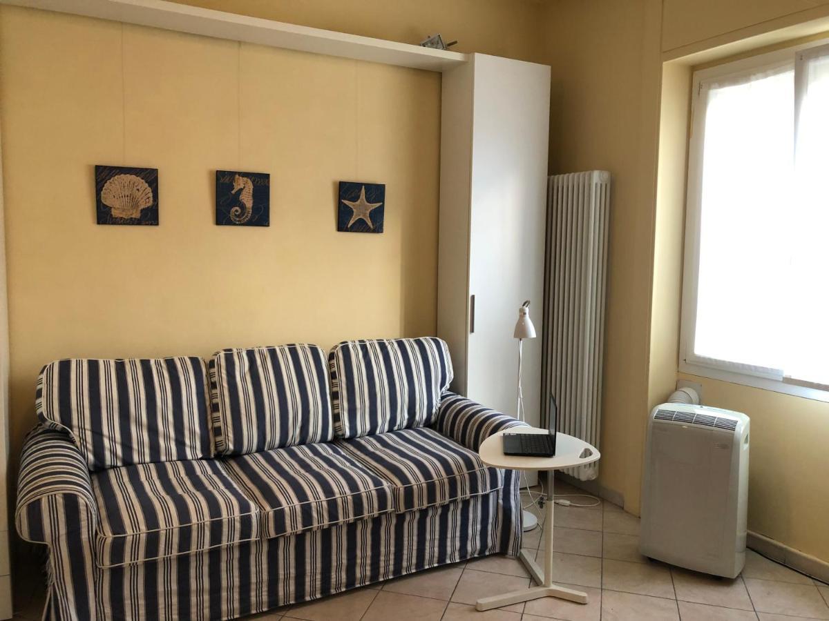 Centrally Located Apt By Harbour With Elevator San Remo Exterior foto